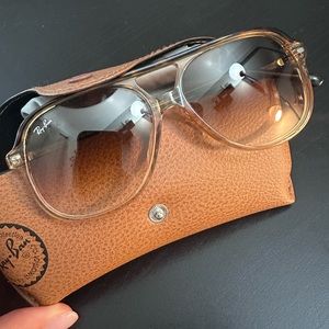 Women’s Ray Ban Sunglasses